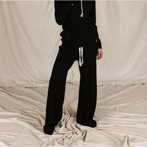 Ampersand Avenue Performance Fleece Wide Leg Lounge Pants | Poppy Seed